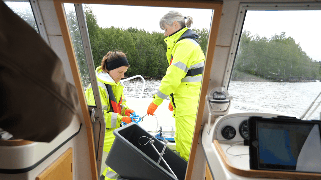 Från provtagning av fiberbankar i Essvik