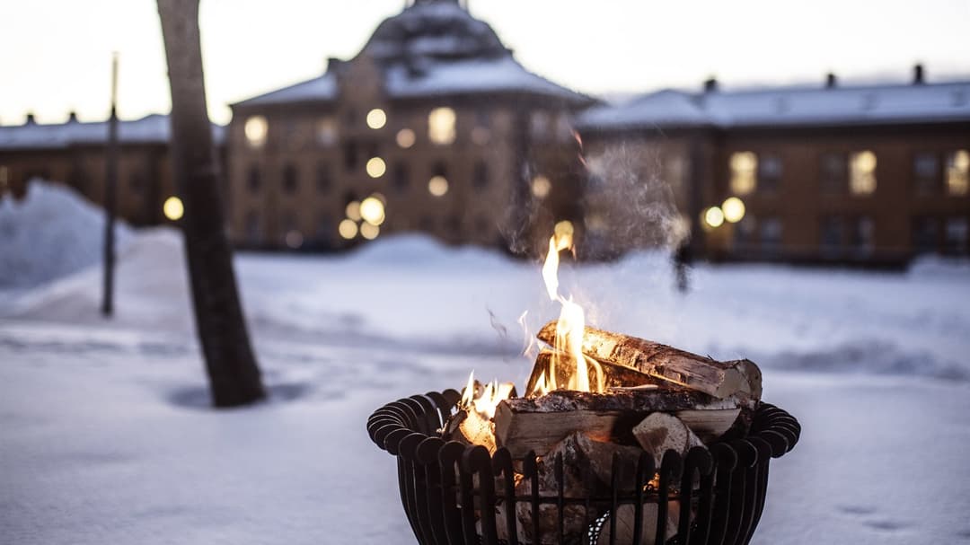Vinterbilder exteriört campus Östersund