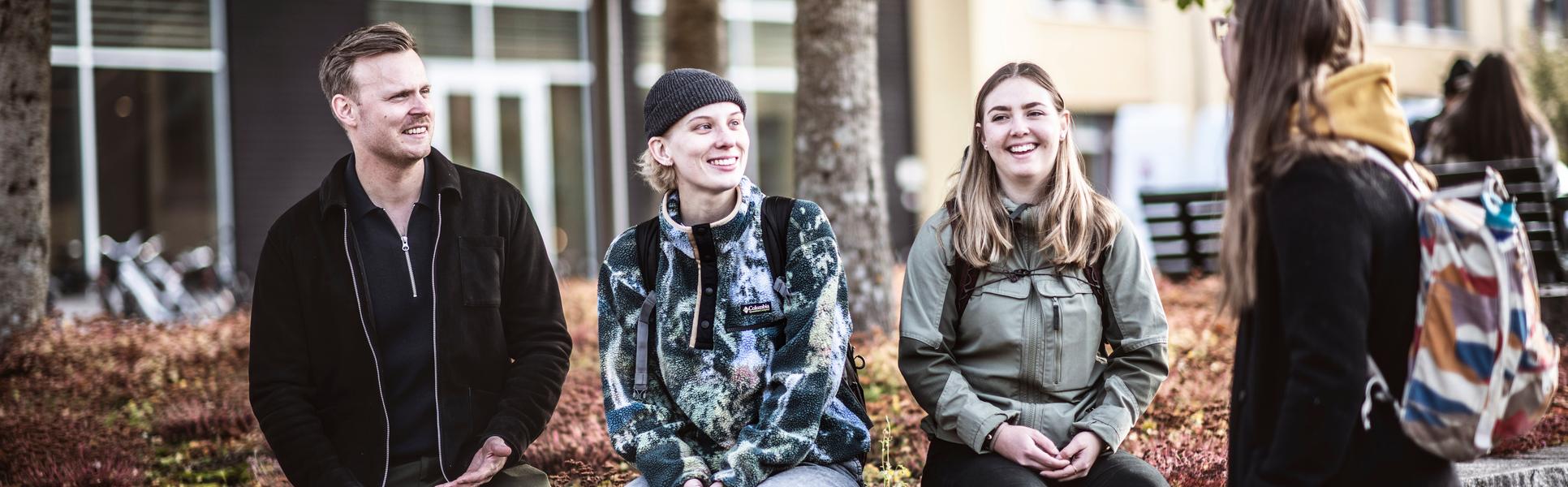 Four students outside Campus Östersund