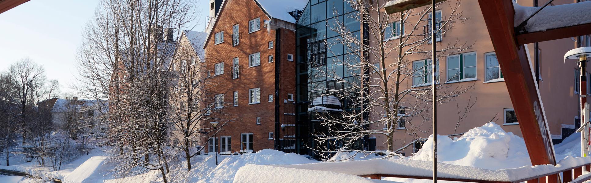Exteriör Campus Sundsvall, vinterbild