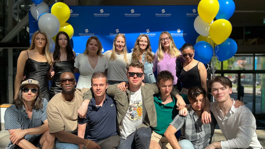  Studenter från olika ingenjörsprogram på avslutningen 2024.