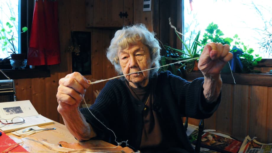 Martha Elise Jåma, Låarte sijte, förbereder sentråd. 