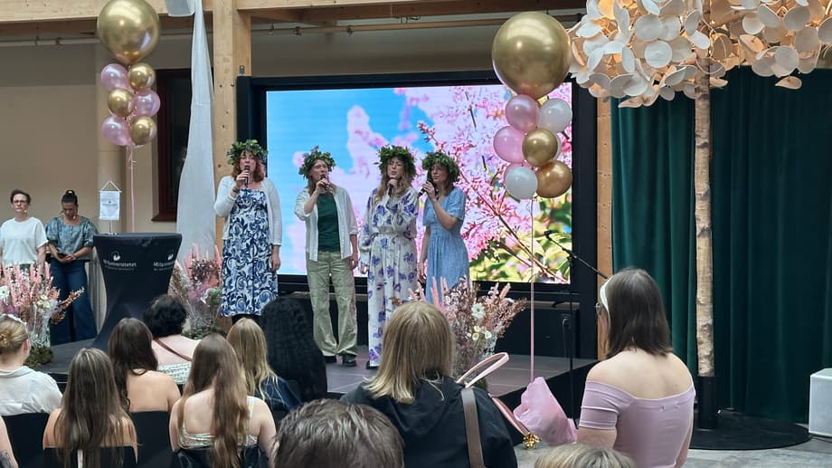 Sånggruppen Yrväder sjunger a capella