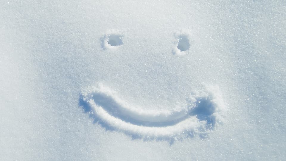 Happy drawing in the snow