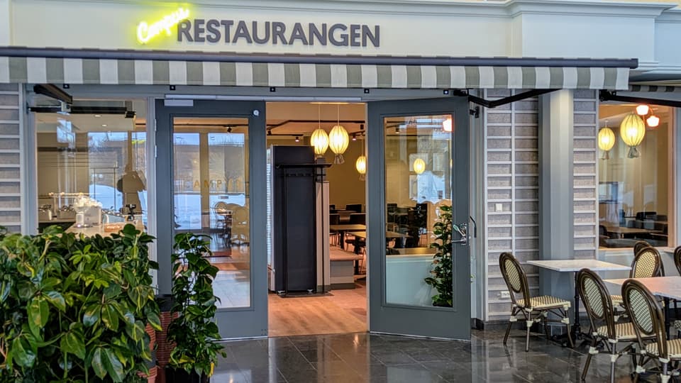 Exteriör och entré till restaurang