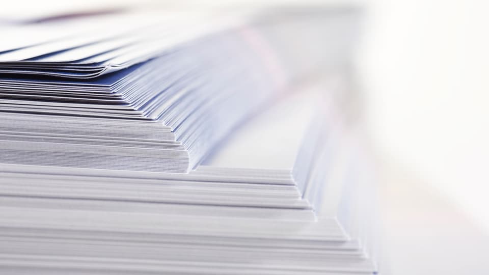 220031-stack-of-flyers.jpg